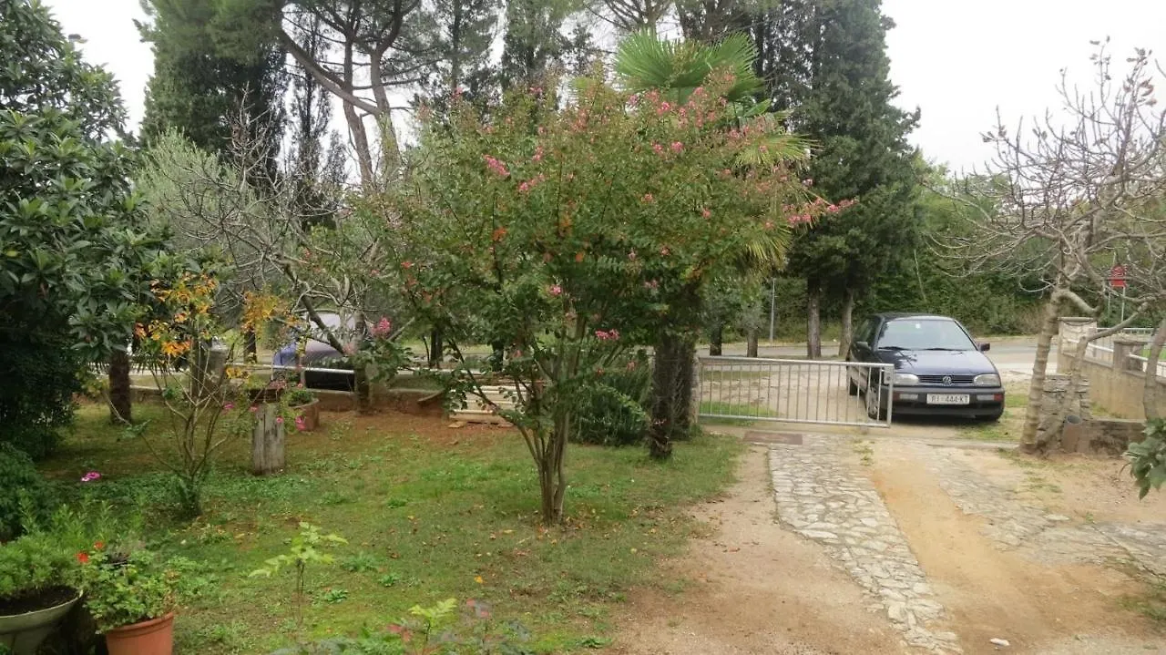 Apartments With A Parking Space Nska, Krk - 21687 말린스카 0*,