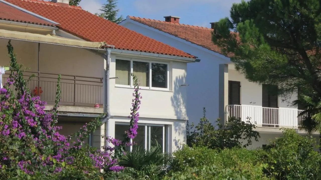 Apartments With A Parking Space Nska, Krk - 21687 Malinska