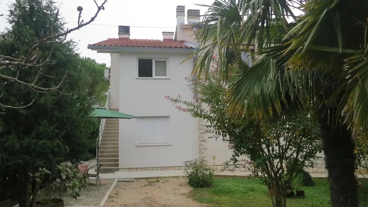 Apartments With A Parking Space Nska, Krk - 21687 Malinska